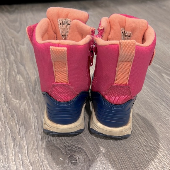 Carter’s baby snow boots - Picture 4 of 5